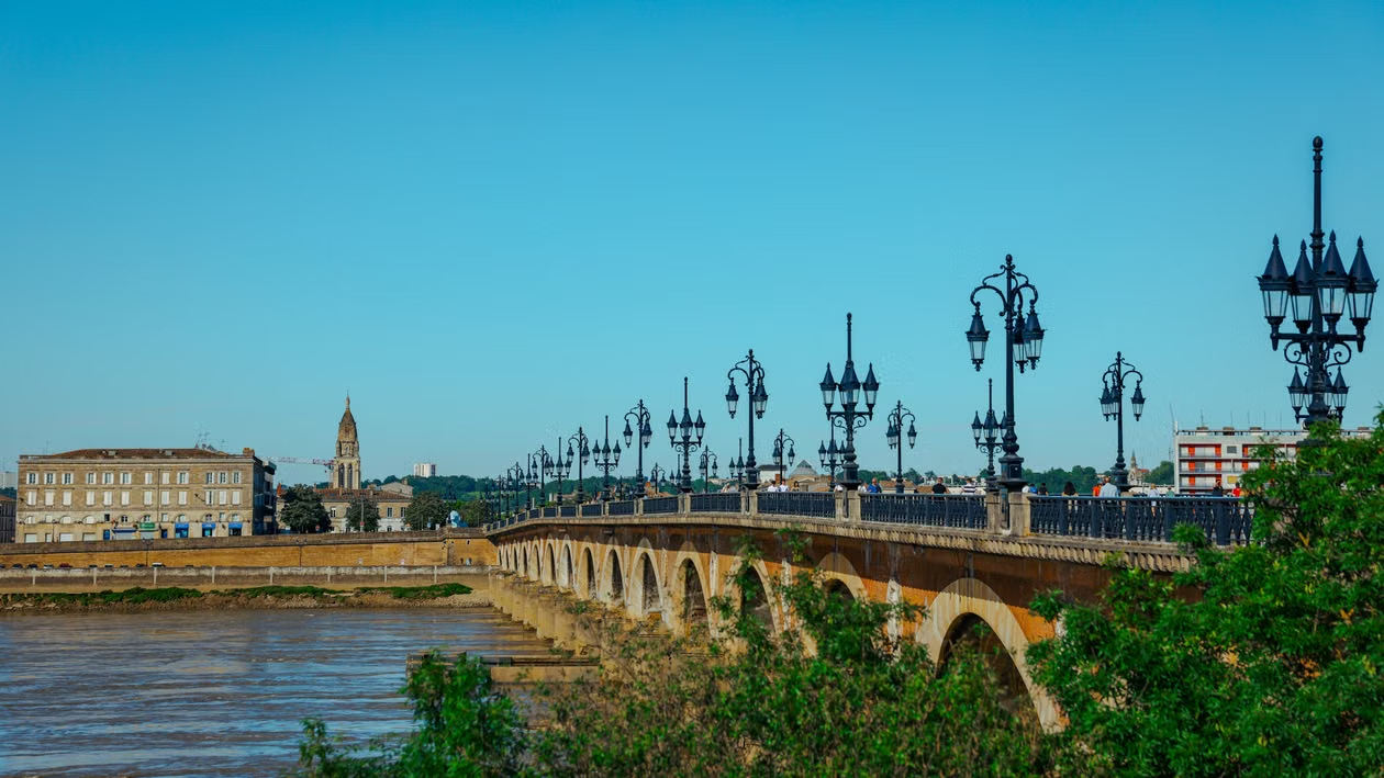 Transporteur Bordeaux Lyon Goëvia, camion de livraison de palettes